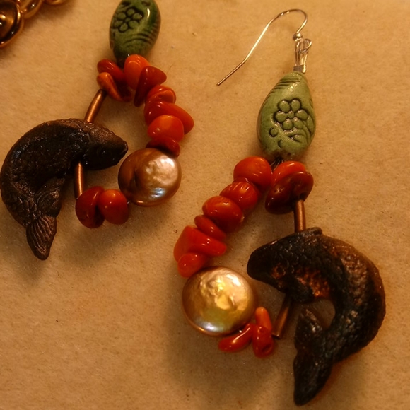 NOVELTY EARRINGS - Picture 3 of 5